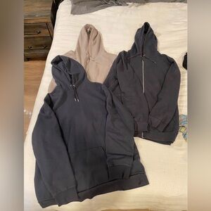 True Classic Fresh Clean Threads Hoodie Bundle Size XL